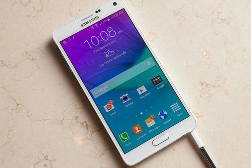 Galaxy Note 4 vẫn là phablet Android hấp dẫn. Galaxy Note 4 vẫn là phablet Android ấn tượng nhất hiện nay.