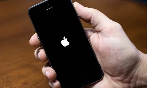 Một số người dùng iPhone 6 và 6s chạy iOS 9.0.2 gặp lỗi tự dộng tắt nguồn. ảnh 1 nguoi-dung-keu-iphone-6-va-6s-gap-loi-tu-dong-tat-nguon