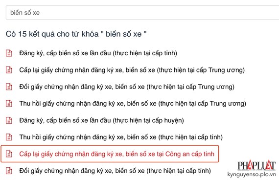 Chọn thủ tục cấp lại biển số xe tại Công an cấp tỉnh. Ảnh: MINH HOÀNG