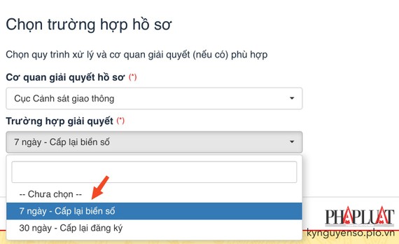 Chọn trường hợp cấp lại biển số (7 ngày). Ảnh: MINH HOÀNG