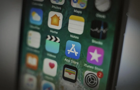 Lộ diện ứng dụng gián điệp theo dõi người dùng iPhone
