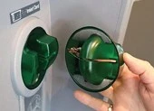 Cách khóa thẻ ATM bằng tin nhắn và ứng dụng ảnh 4 5 việc cần nhớ nếu không muốn mất tiền trong thẻ ATM