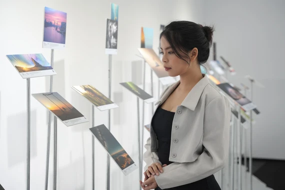 Khách tham quan tại sự kiện ColorPro. Khách tham quan tại sự kiện ColorPro.