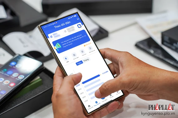 Các ứng dụng theo dõi lượng điện năng tiêu thụ trong mùa nóng. Ảnh: MINH HOÀNG Các ứng dụng theo dõi lượng điện năng tiêu thụ trong mùa nóng. Ảnh: MINH HOÀNG