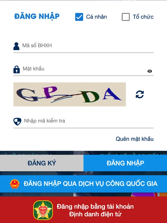 Đăng nhập VssID bằng tài khoản định danh điện tử. Ảnh: MINH HOÀNG Đăng nhập VssID bằng tài khoản định danh điện tử. Ảnh: MINH HOÀNG