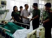 Cảnh sát bị tấn công khi khám nhà nghi can buôn ma túy