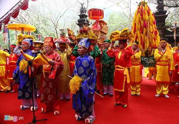 Hỗn chiến ở lễ hội đền Gióng
