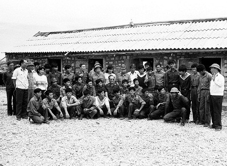 Tháng 5/1988, toàn cảnh đảo Phan Vinh – hòn đảo mang tên người thuyền trưởng tàu không số.
