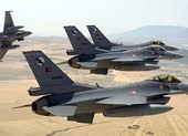Máy bay Nga bị bắn hạ: NATO tin Thổ Nhĩ Kỳ, Mỹ lại tin Nga