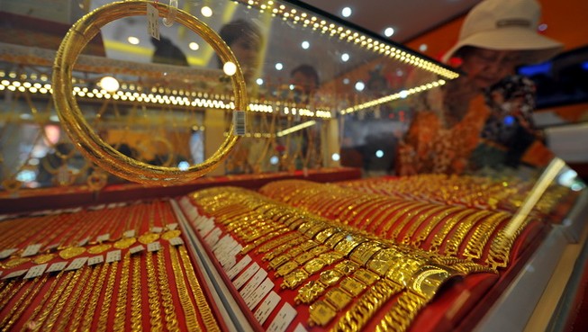 Vàng tăng vọt 600.000 đồng/lượng