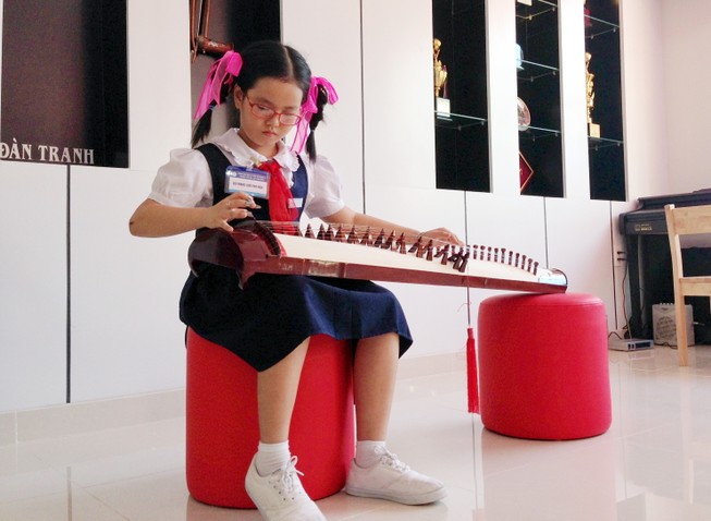 Trường tiểu học dạy nhạc dân tộc