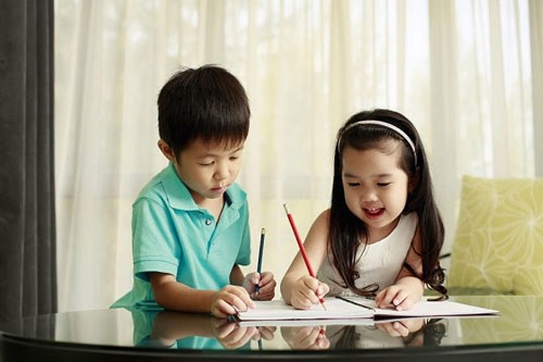 Bé thông minh hơn nhờ 10 chiêu "độc"