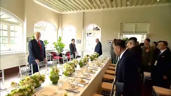Có gì trong thực đơn bữa trưa của ông Trump và ông Kim