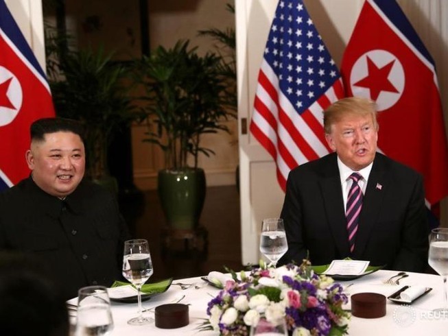 Một số phóng viên quốc tế bị Mỹ cấm vào tiệc tối Trump-Kim