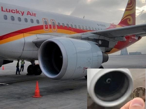 Thêm máy bay hoãn chuyến vì hành khách ném xu cầu may