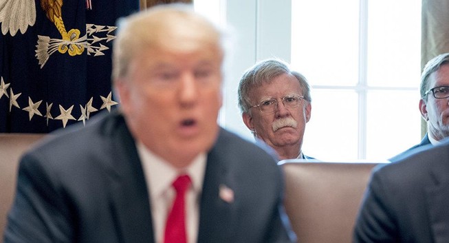 Ông Trump muốn thay Cố vấn An ninh John Bolton?