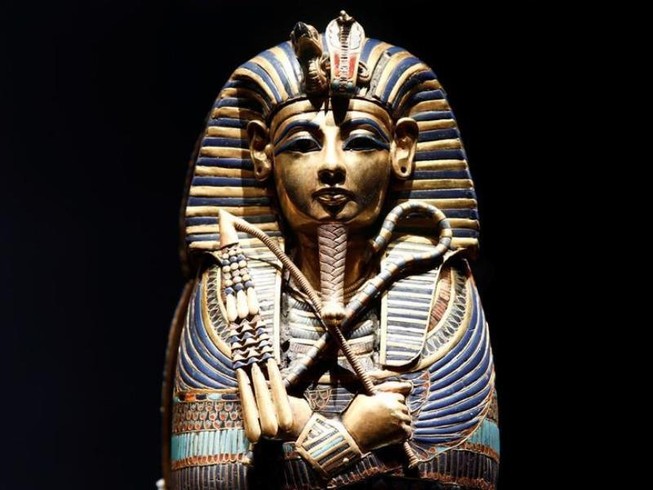Giải mã bí ẩn vòng cổ 29 triệu năm của Pharaoh Tutankhamun