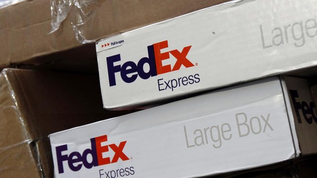 Trung Quốc nghi FedEx giữ 100 gói hàng của Huawei