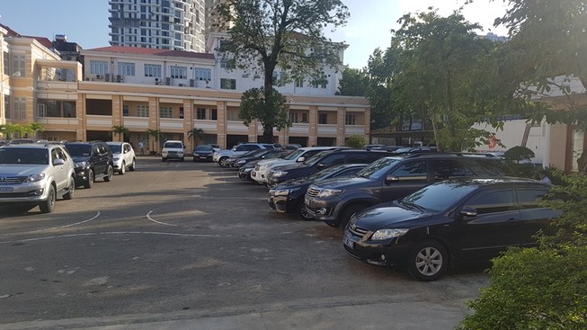 Vì sao Đà Nẵng chưa thực hiện khoán xe công?
