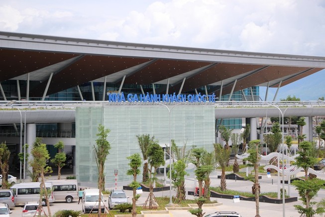 Máy bay Vietnam Airlines 2 lần hạ cánh xuống Đà Nẵng bất thành