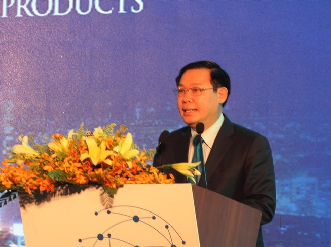 '1 kg tôm chuyển lên miền núi đắt hơn từ Ecuado về Việt Nam'