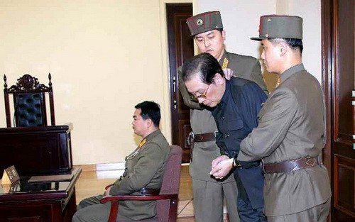 Truyền thông Hàn Quốc: Triều Tiên hành quyết cả nhà ông Jang Song-thaek