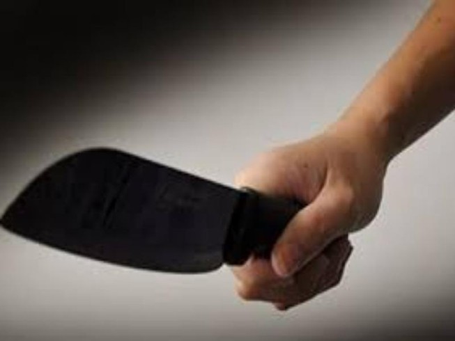 Truy sát hàng xóm vì bị nhắc nẹt pô xe máy
