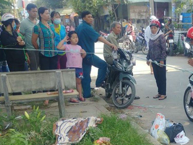 Công an Bình Dương thông tin vụ thi thể trẻ sơ sinh bên đường