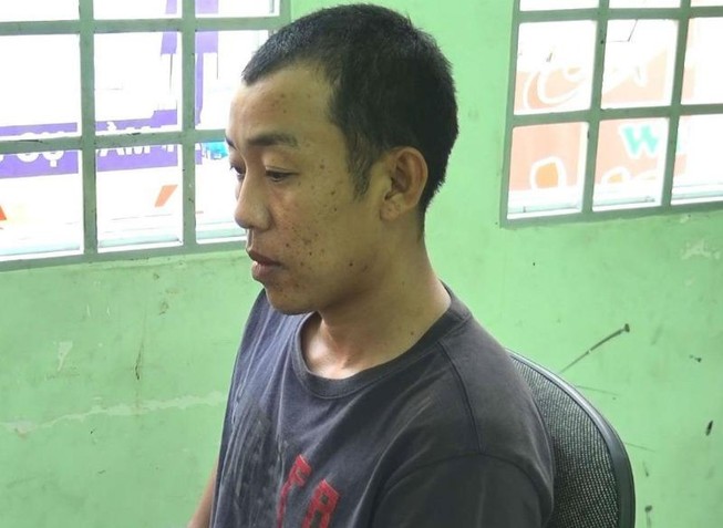 Bình Dương: Tài xế chém chết bảo vệ công ty vì bị nhắc đeo thẻ