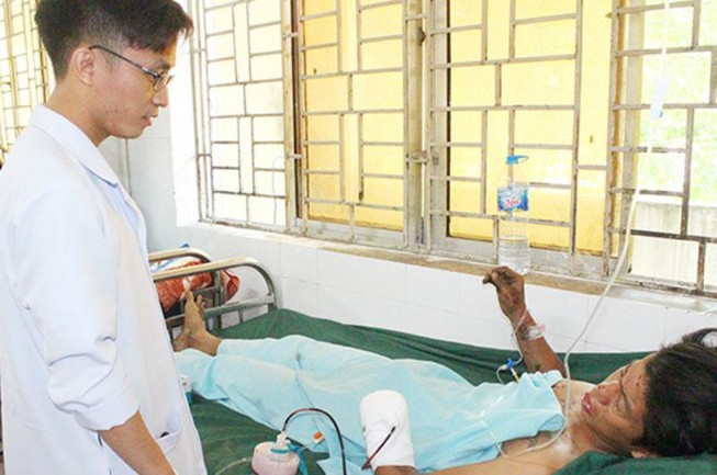 Điện thoại nổ, nam thanh niên ở Đồng Nai mất bàn tay