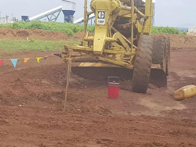 Nổ bánh xe làm 2 người chết ở Đồng Nai