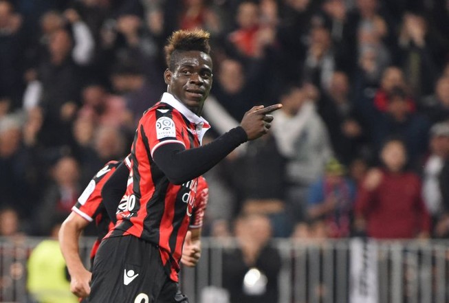 Balotelli 'đạp' PSG giúp Monaco rộng cửa vô địch