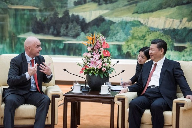 Ông Tập đã nói gì với chủ tịch FIFA?