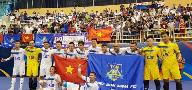 Thái Sơn Nam rơi vào bảng khó chịu