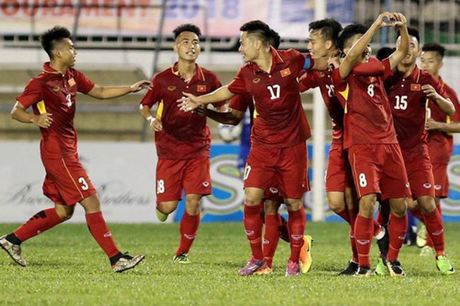 Việt Nam, Thái Lan chia điểm