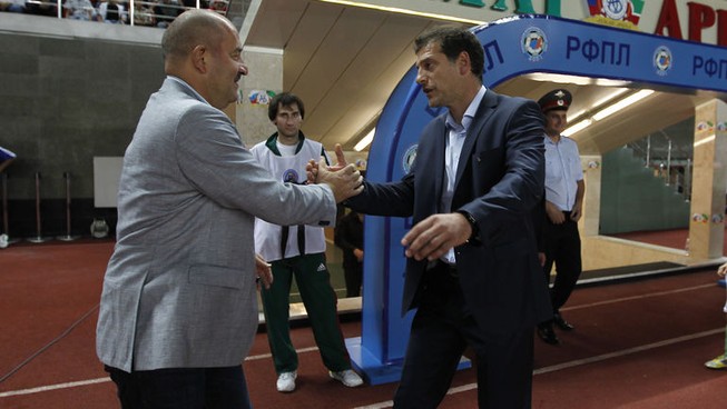 HLV S.Bilic: 'Dzyuba cứ như là cầu thủ... đường phố'