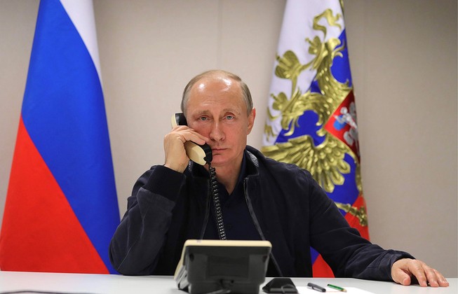 Ông Putin chúc mừng ông Macron và chia sẻ với vua Bỉ