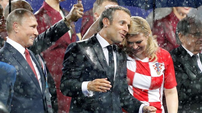 Luka Modric: 'Quả bóng vàng không làm tôi vơi buồn'