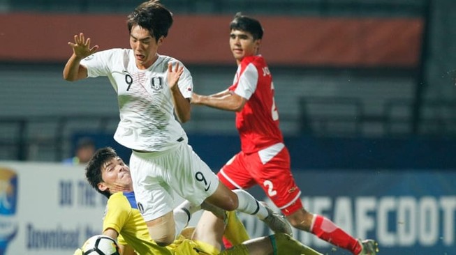 Tajikistan ‘hóa’ U23 Việt Nam, đánh bại Hàn Quốc vào chung kết