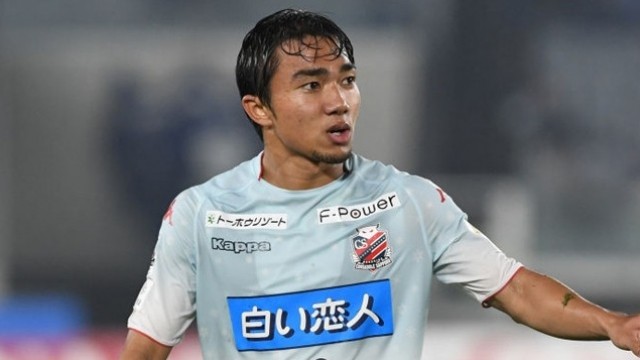 Cầu thủ J-League 1 chọn Messi Thái là số 1