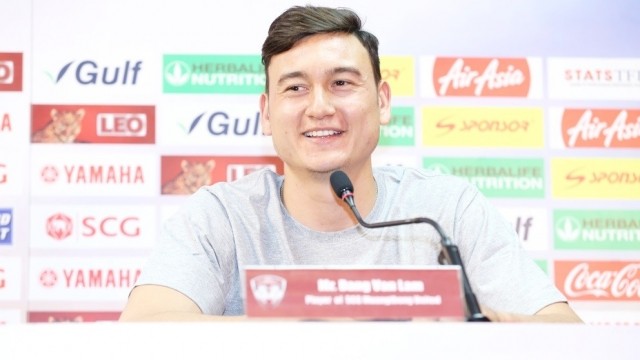 Đặng Văn Lâm nói gì với báo chí Thái Lan?