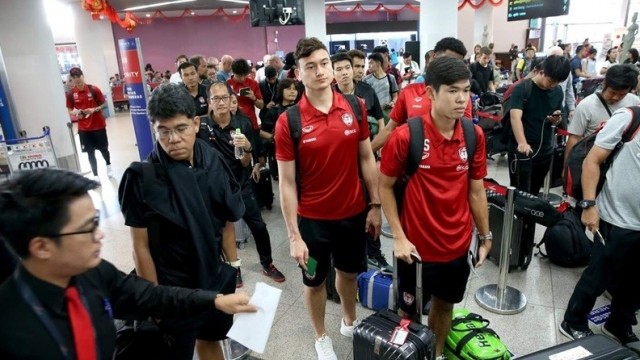 Đến Muangthong, Đặng Văn Lâm chưa được ra sân