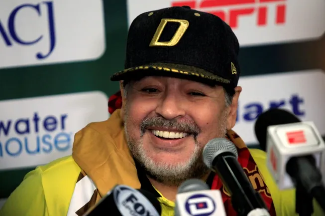 ‘Cậu bé vàng’ Maradona xác nhận có ba con rơi ở Cuba