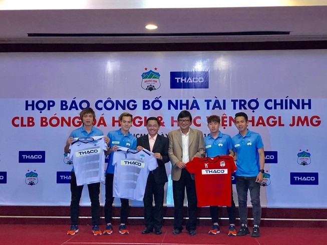 ‘Chú rể’ Thaco và ‘cô dâu’ HA Gia Lai sống chung 5 năm