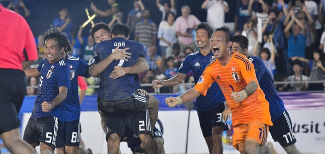 Ramos đưa tuyển Nhật Bản lên ngôi châu Á