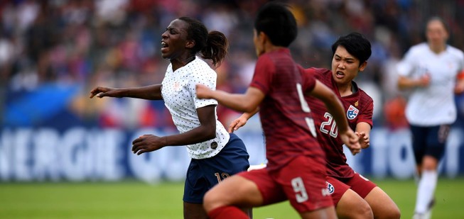 Thái Lan tính đường kiếm điểm trước ĐKVĐ World Cup
