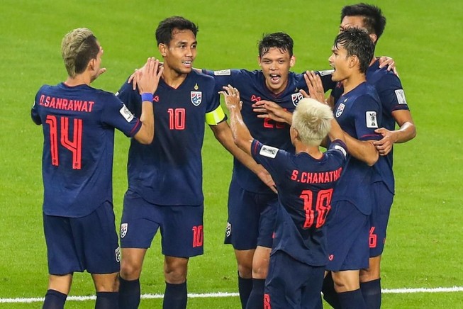 Bất ngờ danh sách tuyển Thái Lan dự vòng loại World Cup 2022