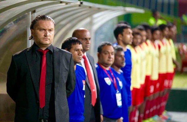HLV Popov chuẩn bị 'khủng' cho U-22 Myanmar đá SEA Games 30