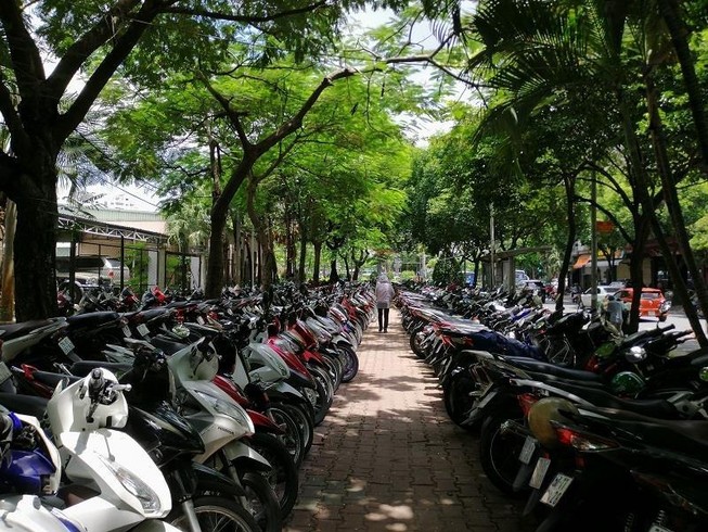 Cận cảnh di dời các công trình ở công viên 23-9