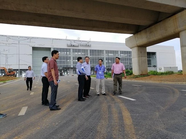 Hối hả thi công bến xe Miền Đông mới